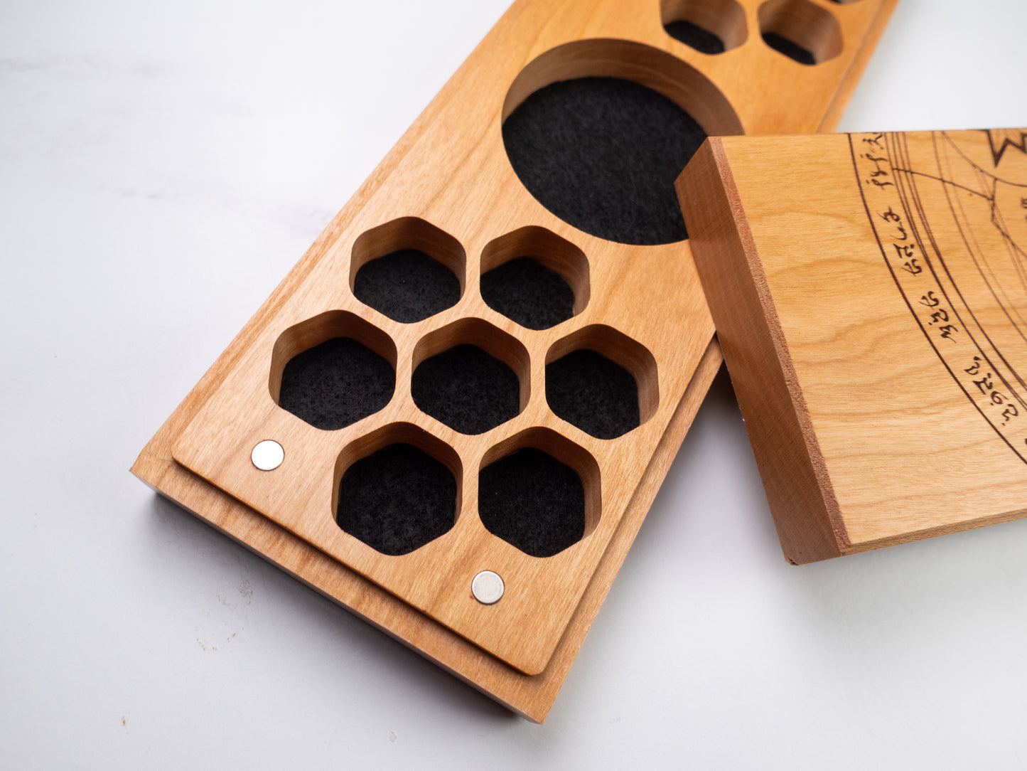 Summoning Circle | Dual Hex Vault