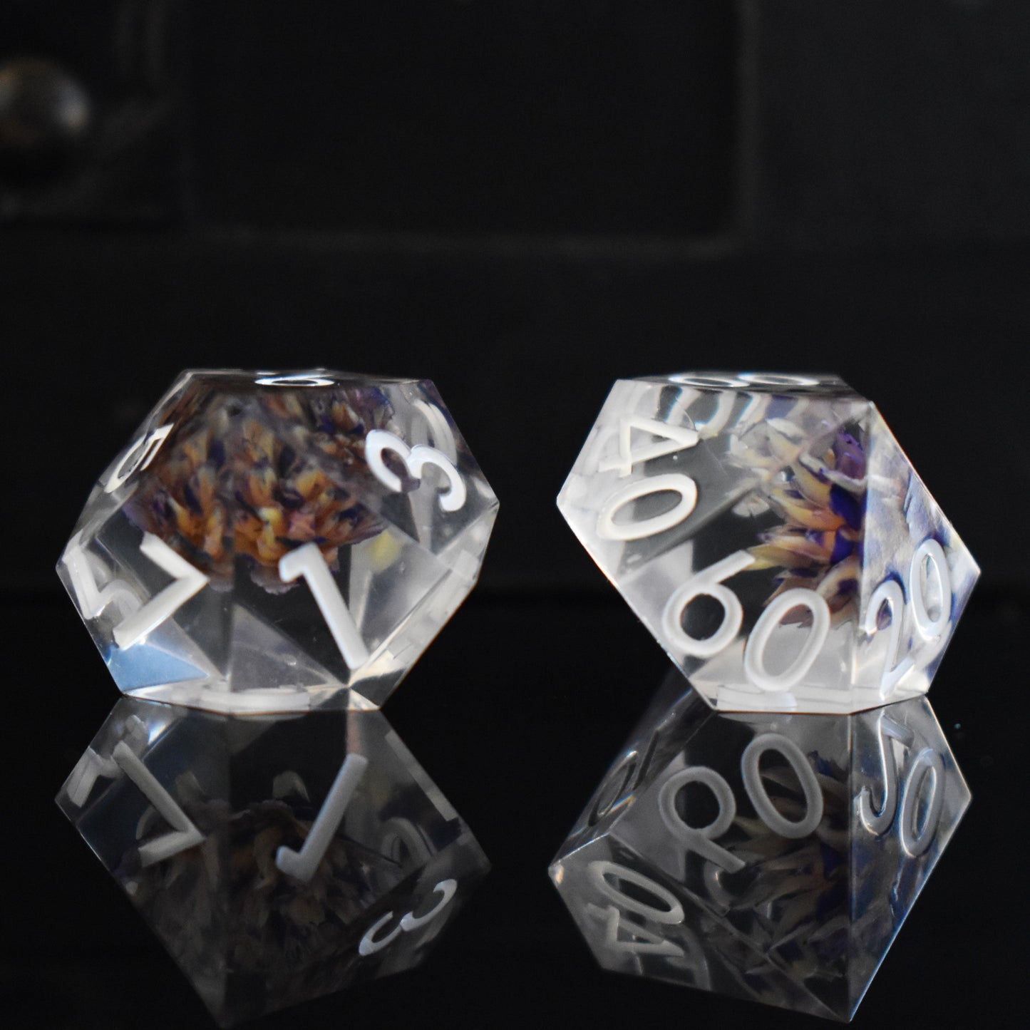 Death Blossom Sharp-Edged Resin Dice Set