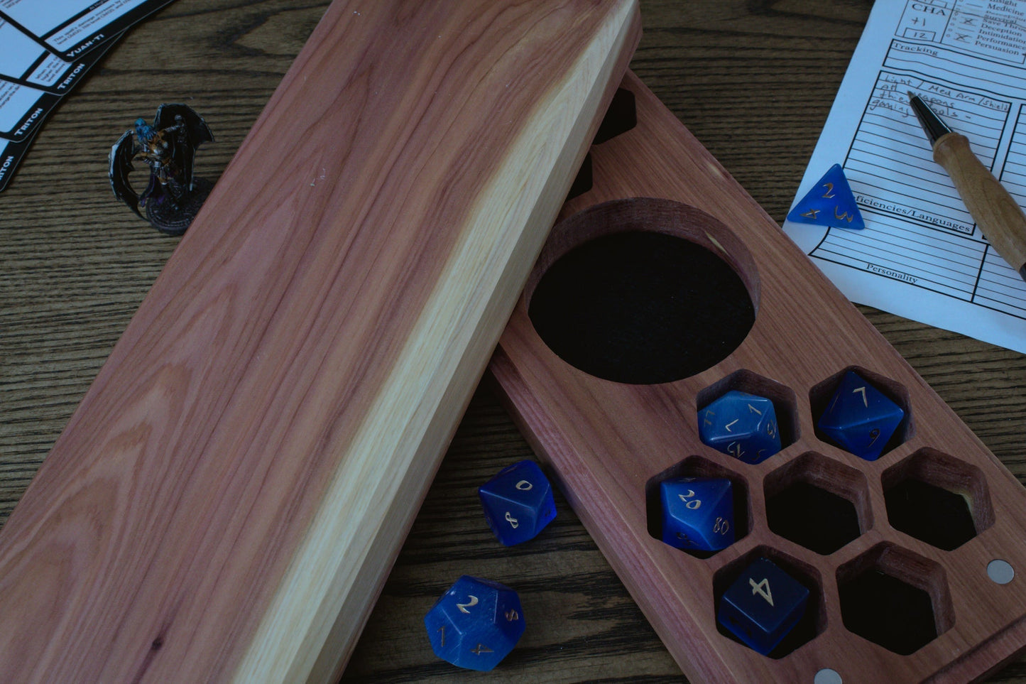 Mermaid Engraved Dual Hex Hero Vault