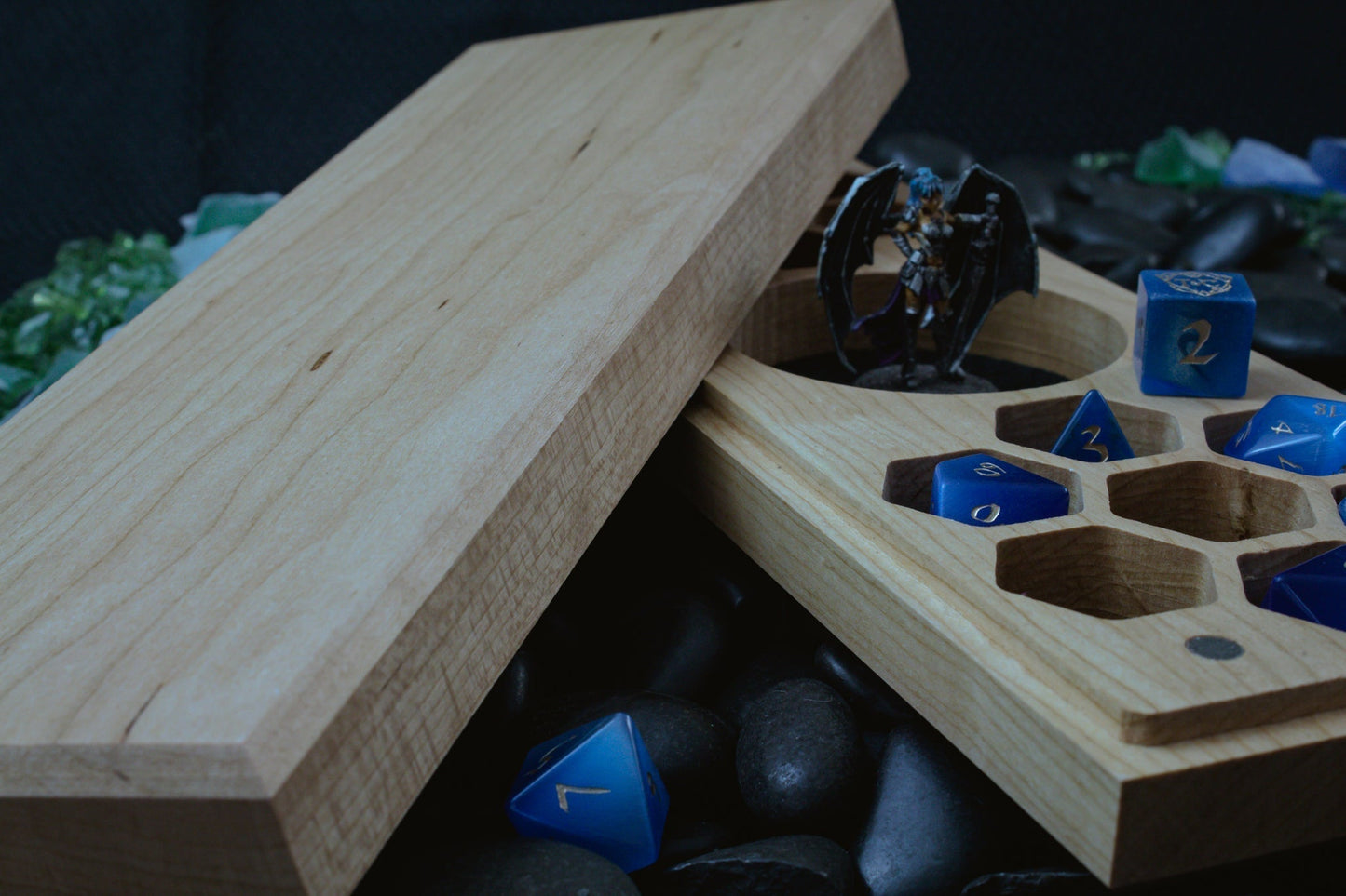 Mermaid Engraved Dual Hex Hero Vault