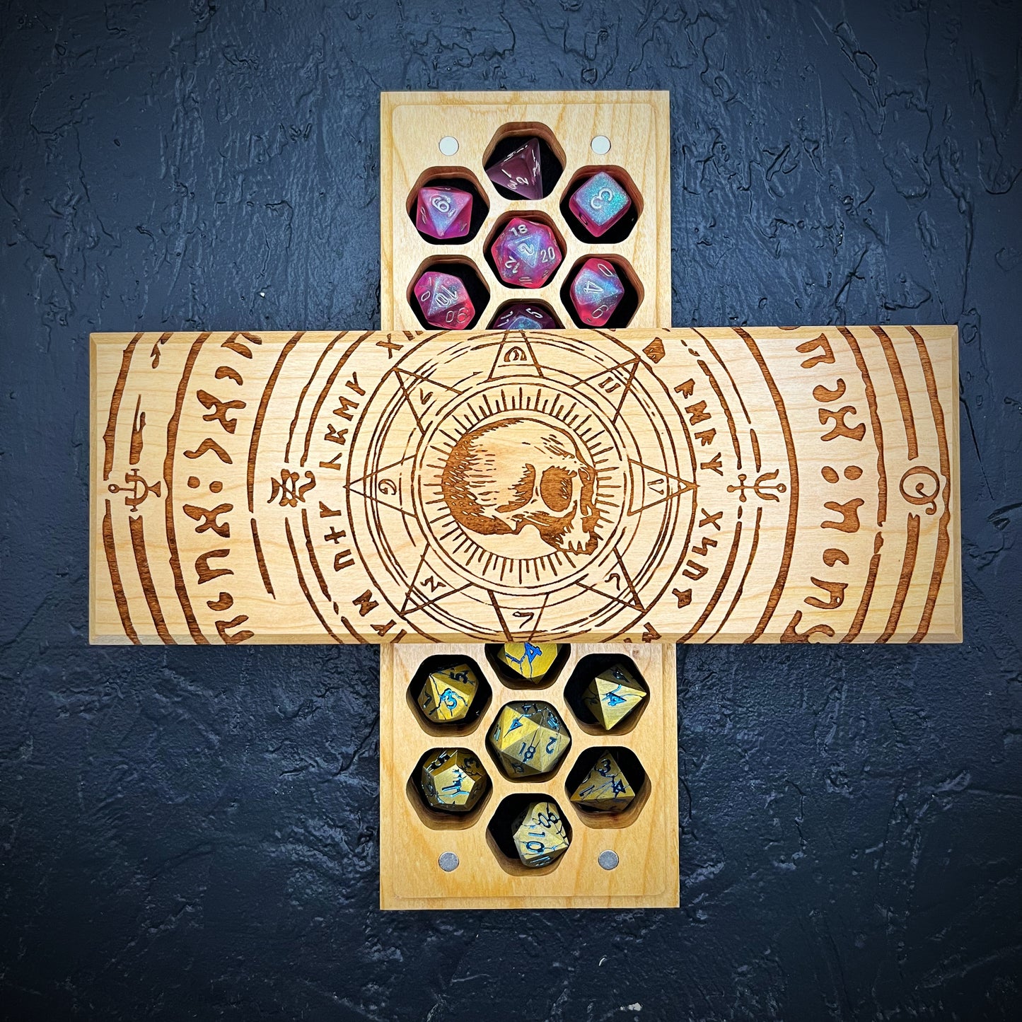 Skull Summoning Circle Engraved Dual Hex Hero Vault