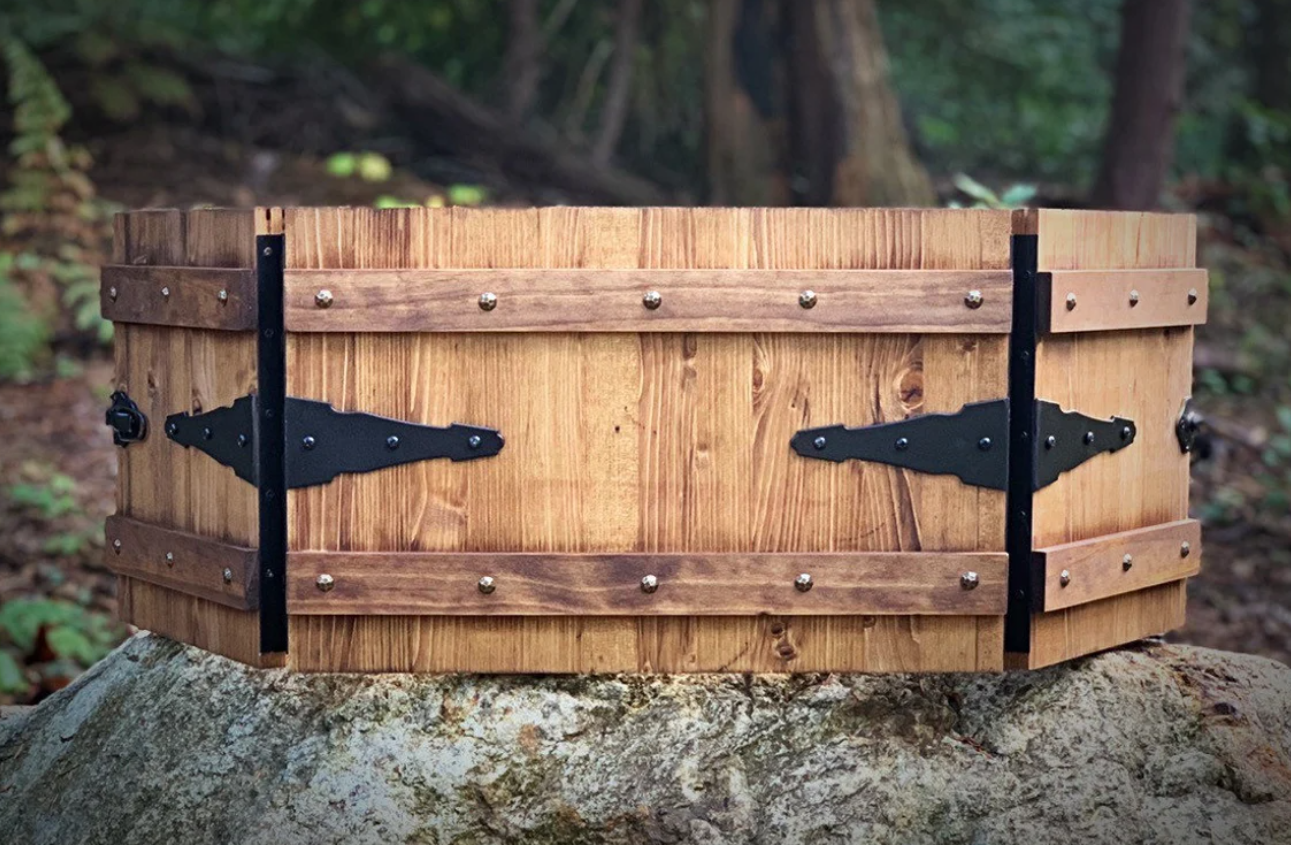 "The Siege" Light Stain Dungeon Master Screen