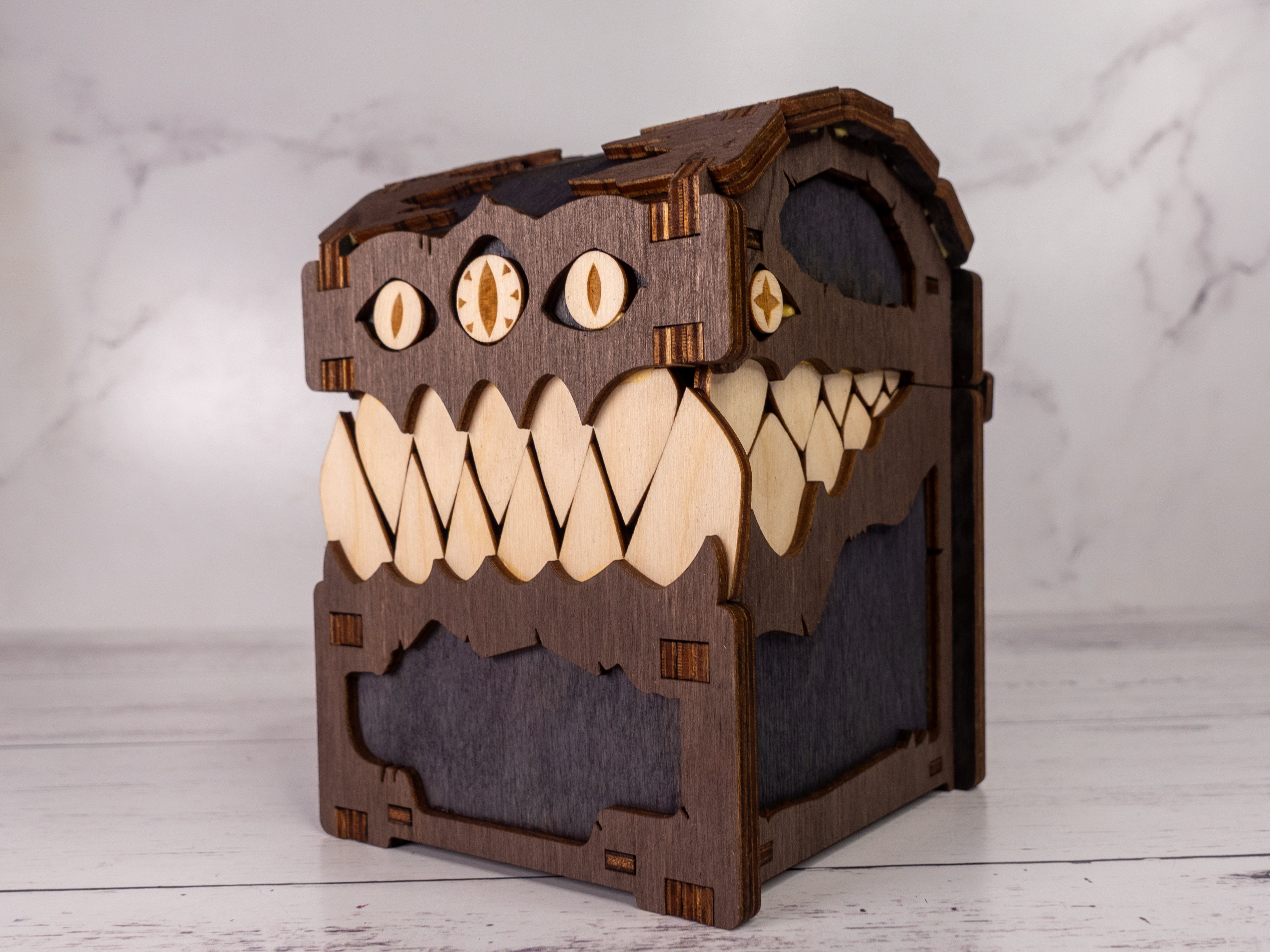 Mimic Chest Deck Box – Talon & Claw