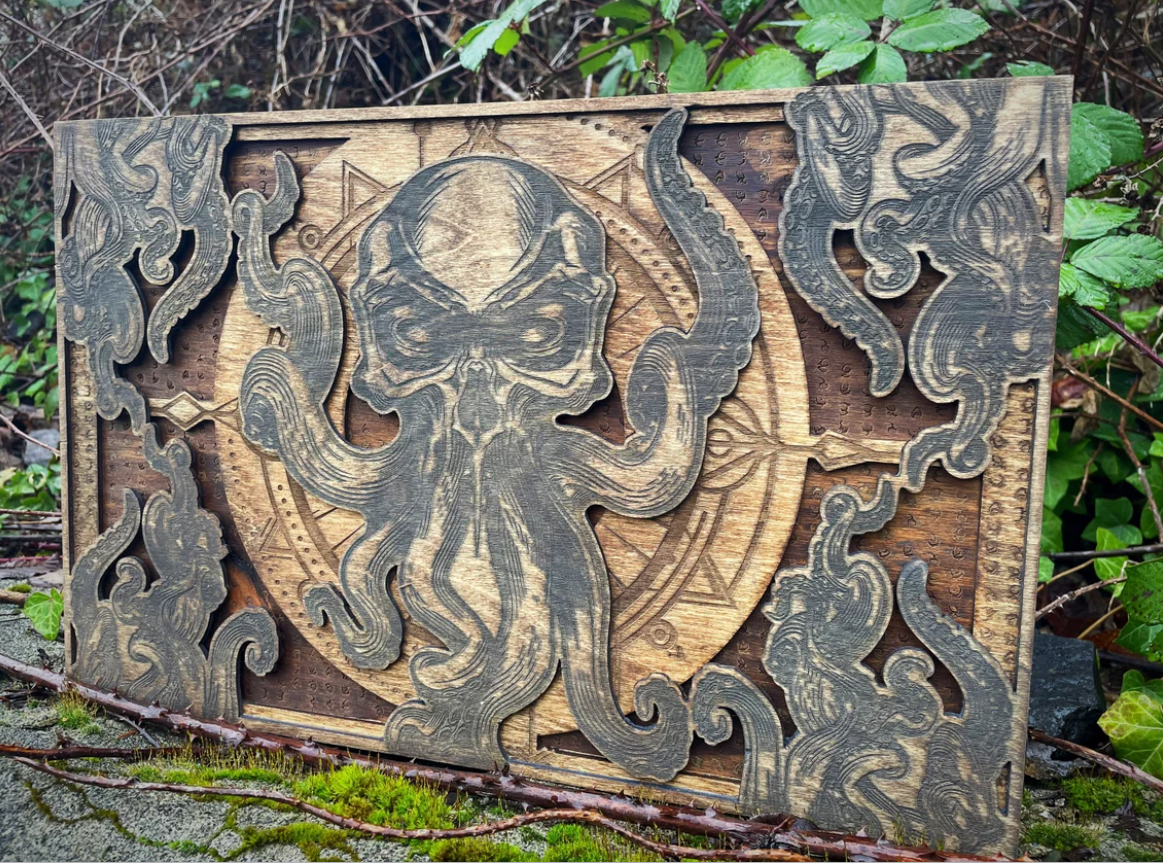 "Cthulu Rising" Dungeon Master Screen